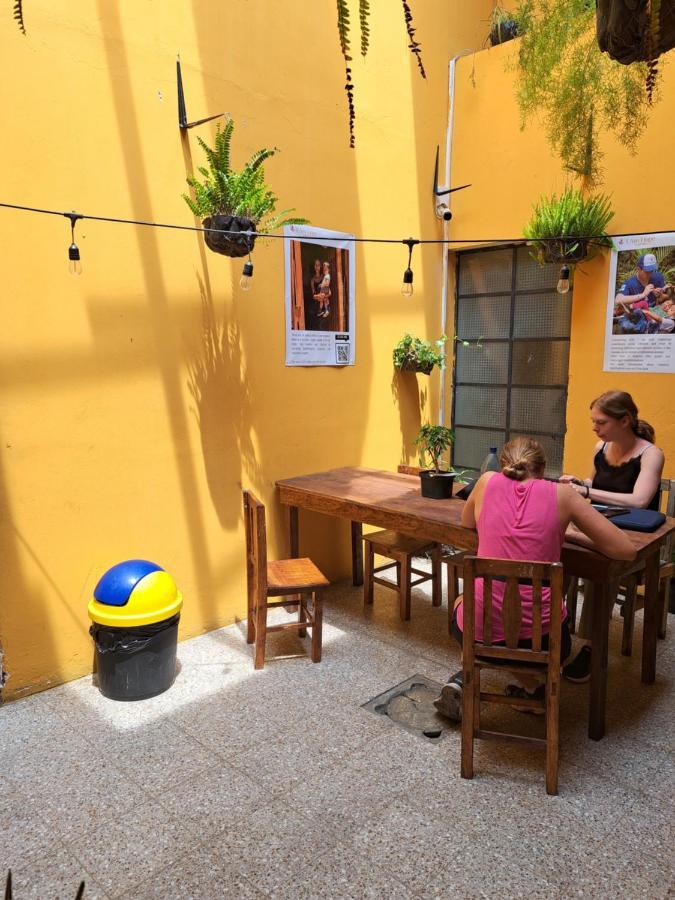 Esperanza Hostel Antigua Luaran gambar